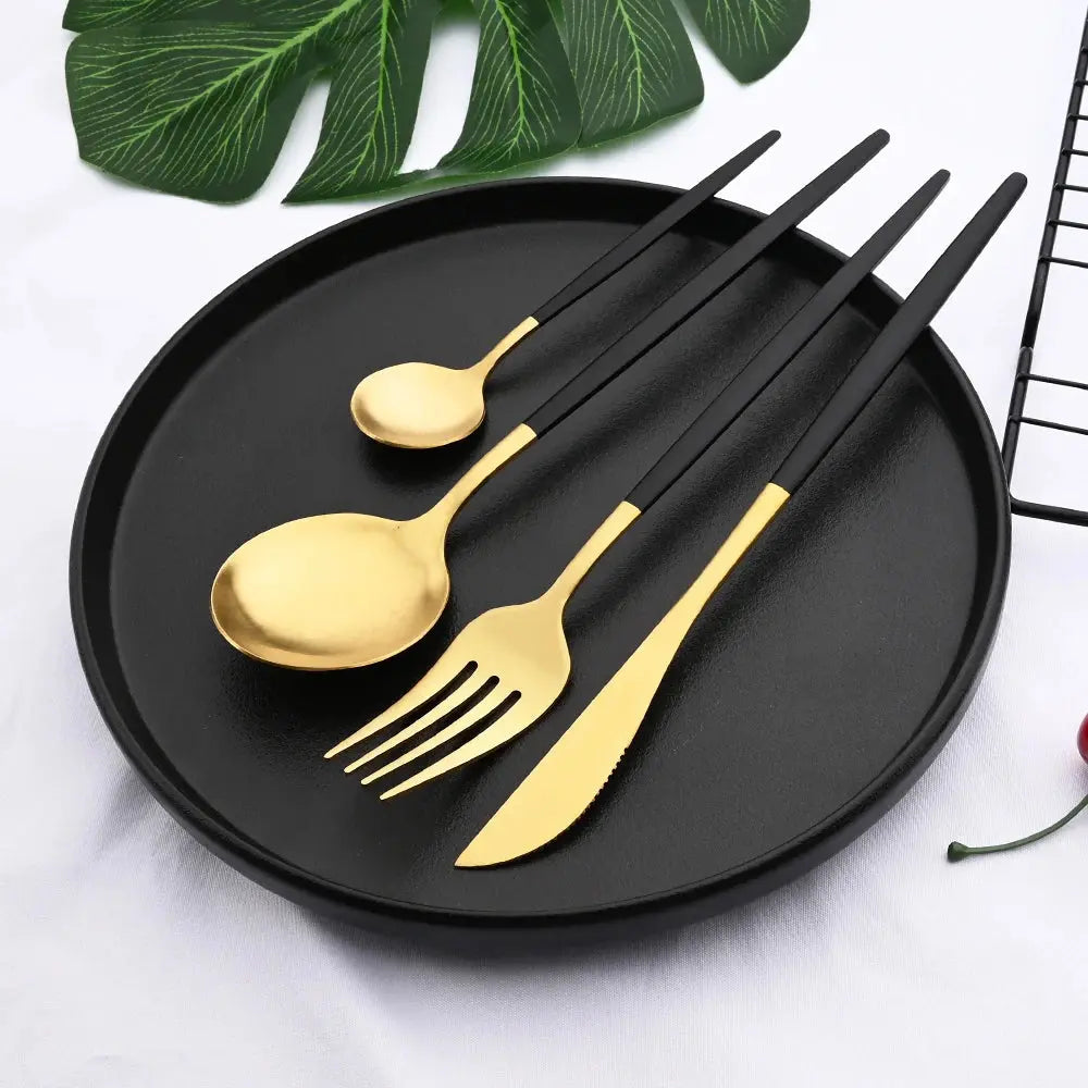 Elegant Black Gold Cutlery Set Luxiz™️